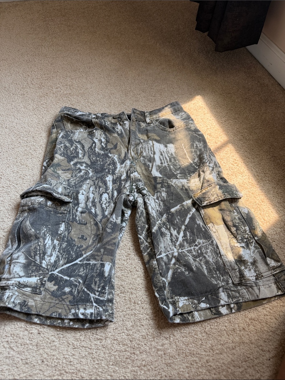 Men's Camouflage Cargo Shorts in Gray and Tan